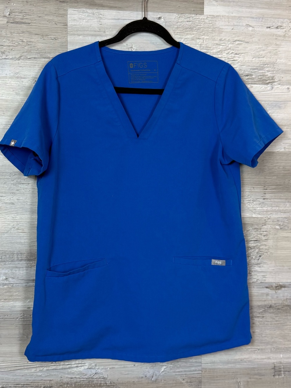 FIGS Casma V-Neck Scrub Top Medium M Royal Blue Stretch Technical Collection